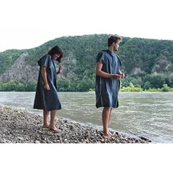 Cocoon Microfiber Changing Robe Ultralight Towel 10 Cocoon Microfiber Changing Robe Ultralight Towel -Duikuitrusting Winkel cocoon microfiber changing robe ultralight towel 2